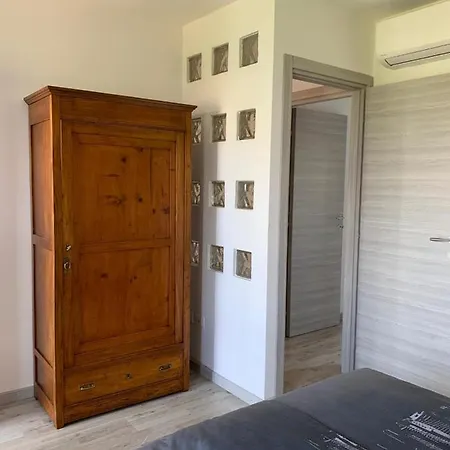 דירה Casa Joy קסטלטו די ברנזונה